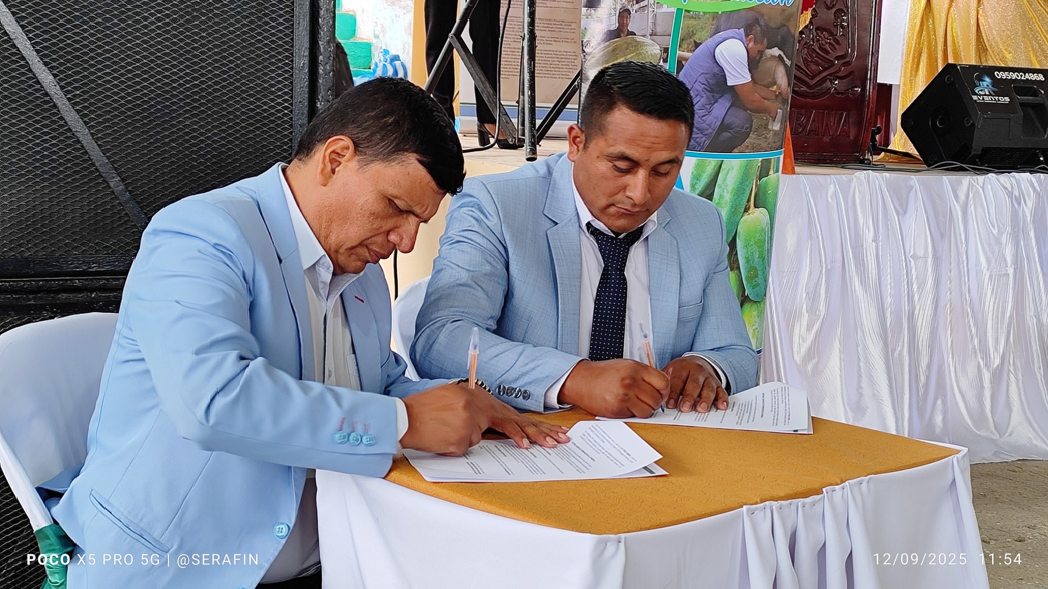 Firma de cinco convenios